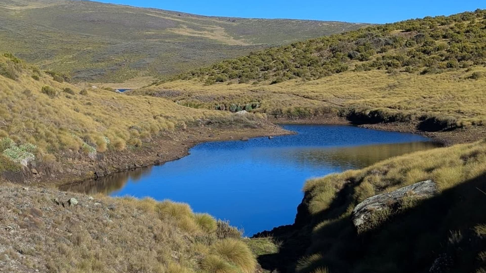 Climb Mount Kenya Through Sirimon - Chogoria Route